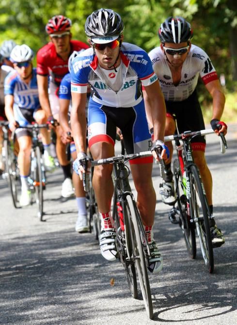 Brazilian Renan Maia (D3Devo p/b Air Gas Cycling) jumps in with the big boys and takes a pull Brazilian style.