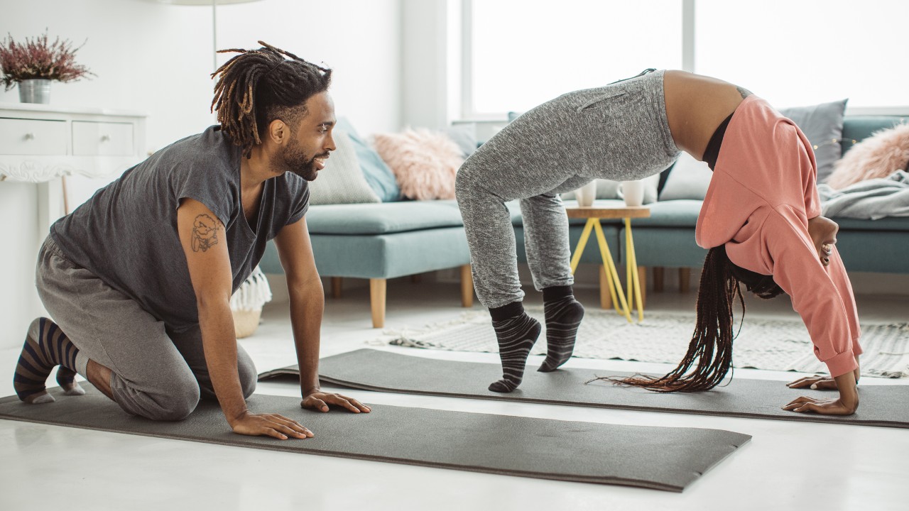 7 Easy Poses for Yoga at Home – Yogi Bare
