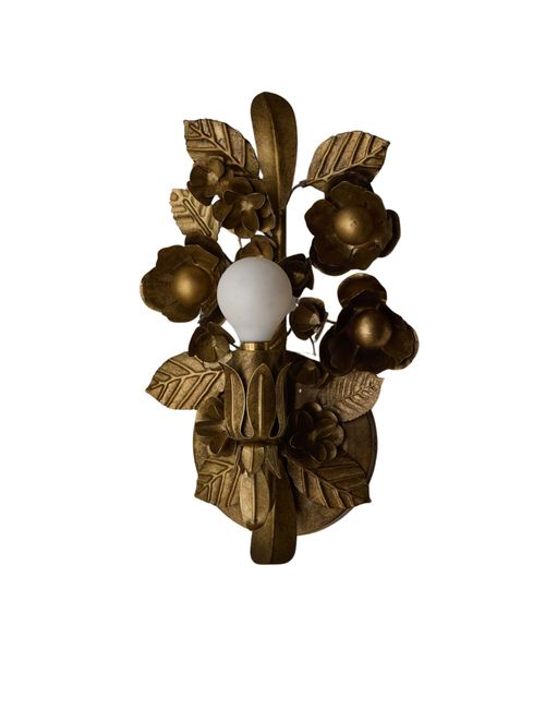 Garda Sconce by Heidi Caillier