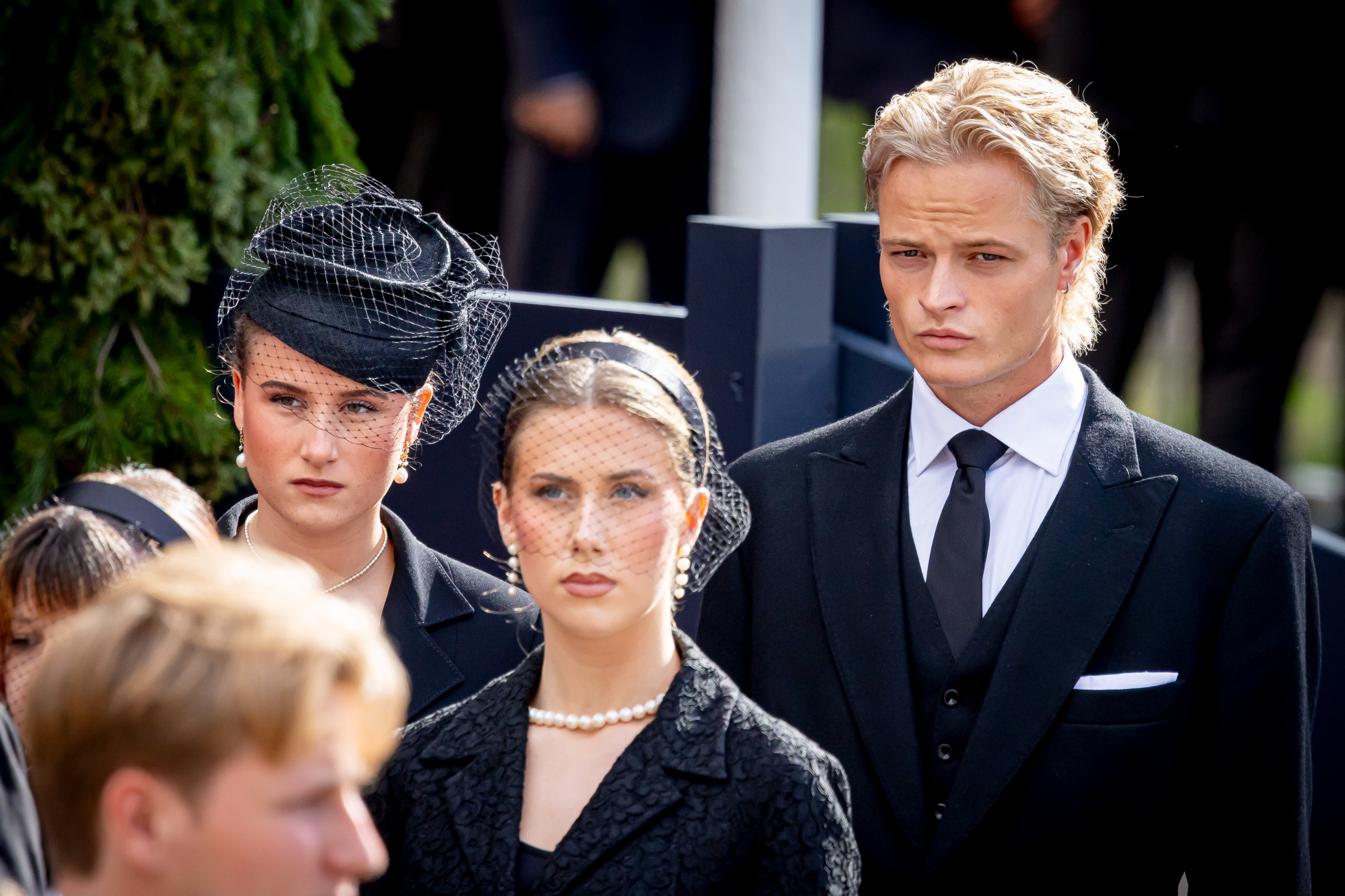 Marius Borg Hoiby, Maud Behn and and Angelica Behn at King Harald's funeral