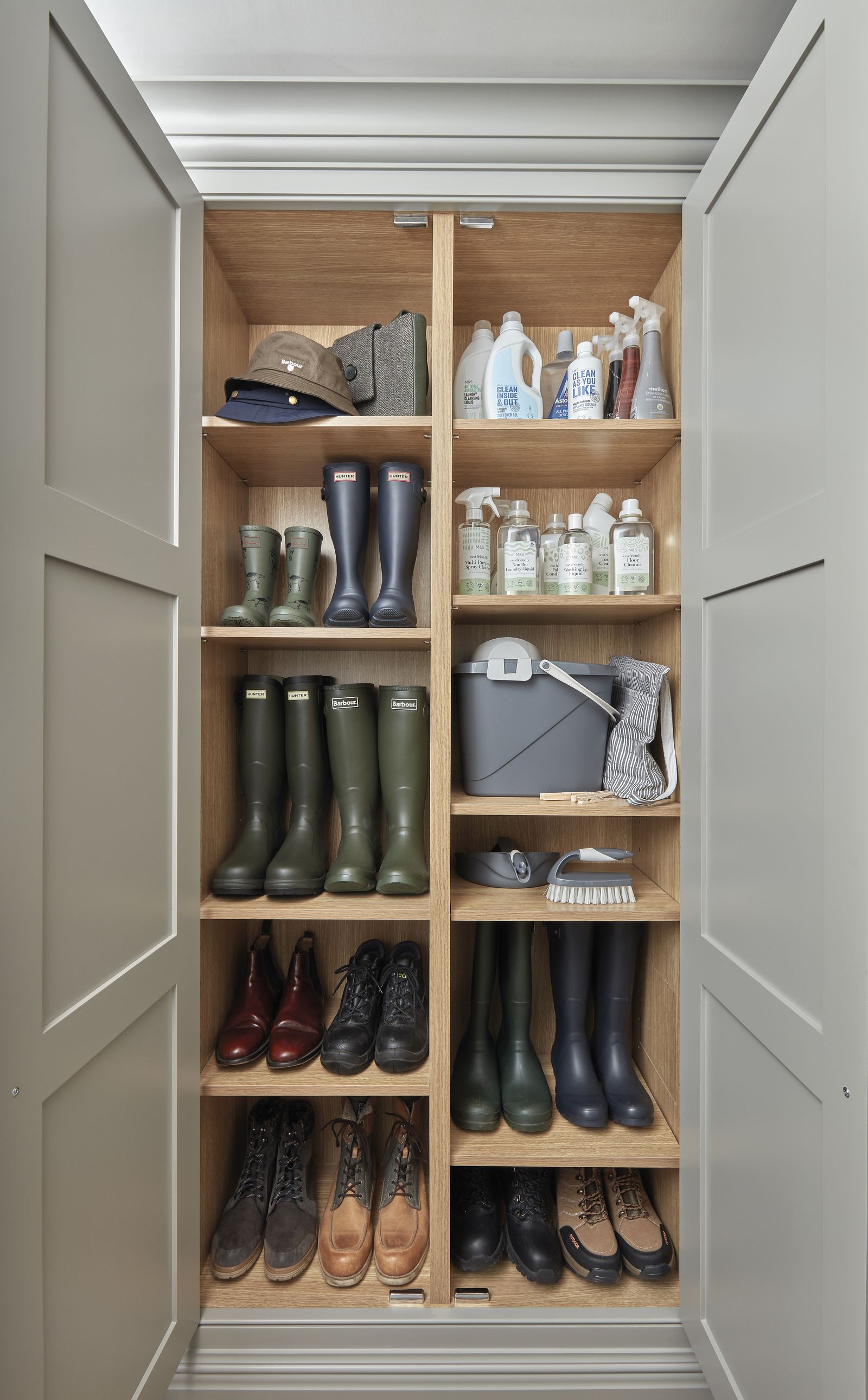 Garage mudroom ideas expert strategies for practical zones Homes & Gardens