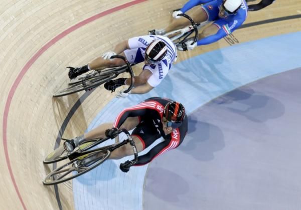 Matt Crampton (GB) goes for the long on in the Keirin Regards