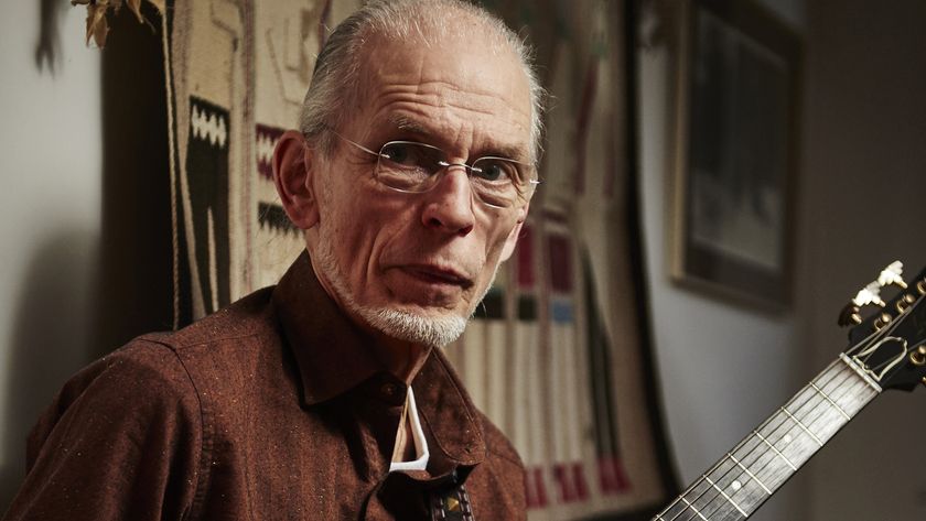 Description : DEVON, UNITED KINGDOM - DECEMBER 7: Portrait of English musician Steve Howe, guitarist with progressive rock group Yes, photographed at his home in south-west England, on December 7, 2017. 