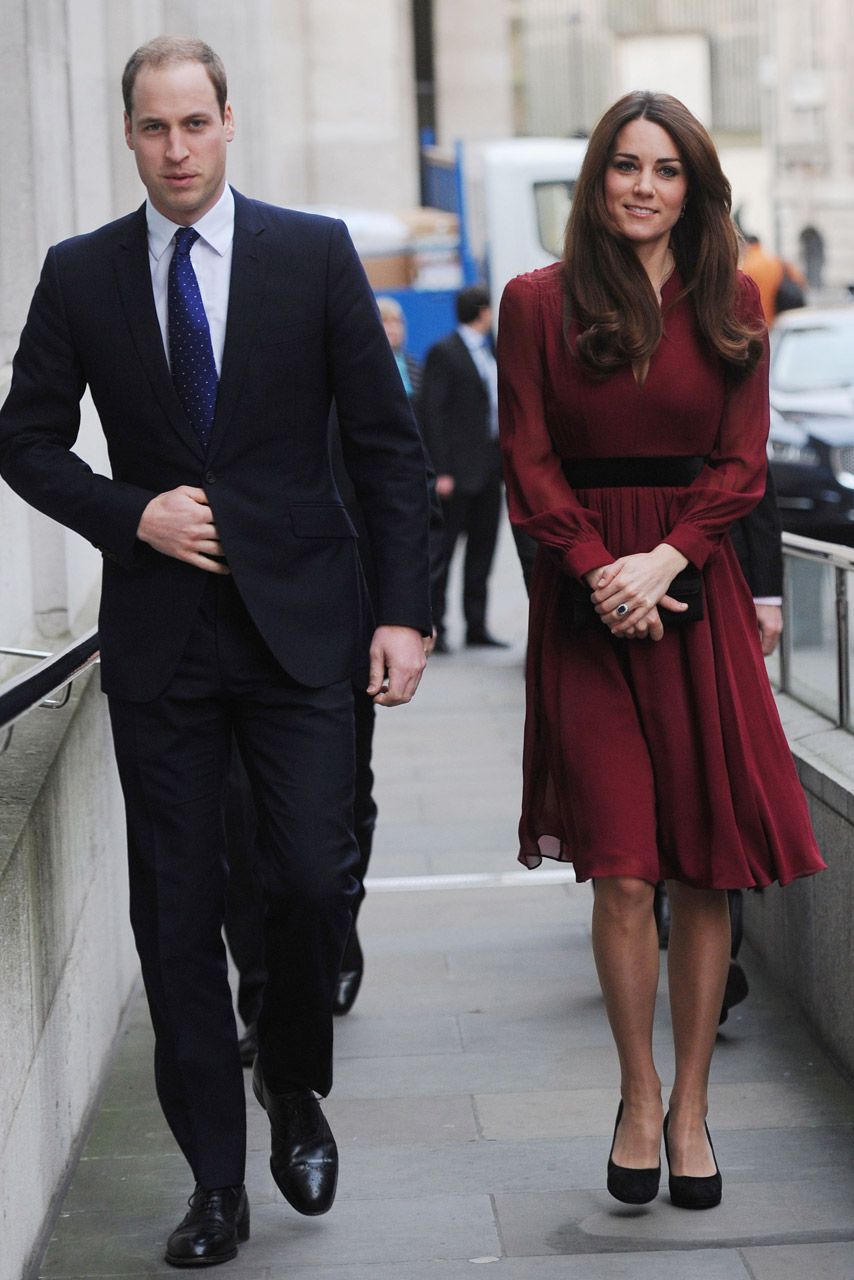 Kate middleton 2024 maroon dress