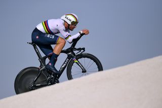 Filippo Ganna wins stage 2 of the UAE Tour