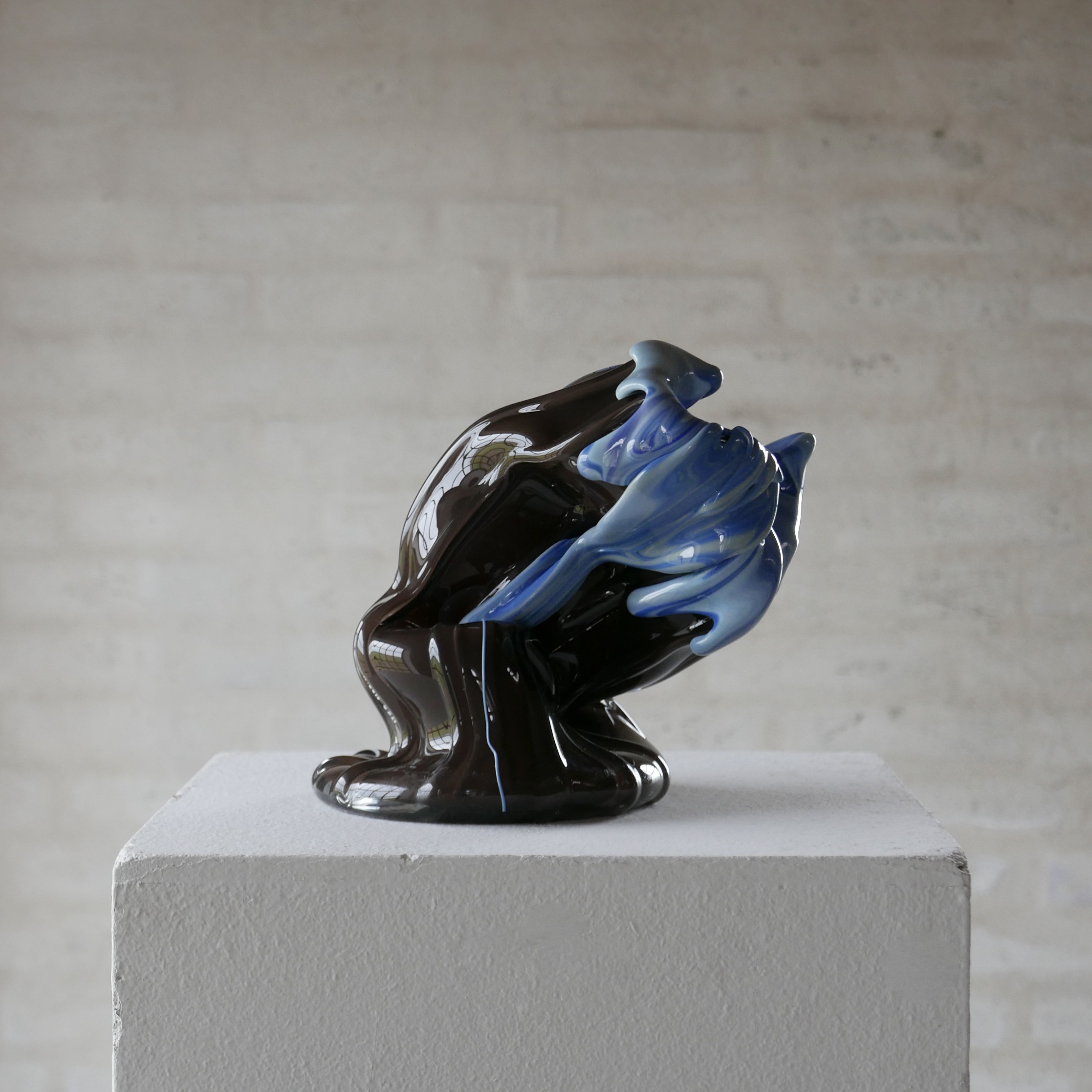 Silje Lindrup works in glass