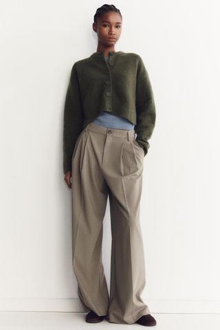 Trousers With Double Pleat