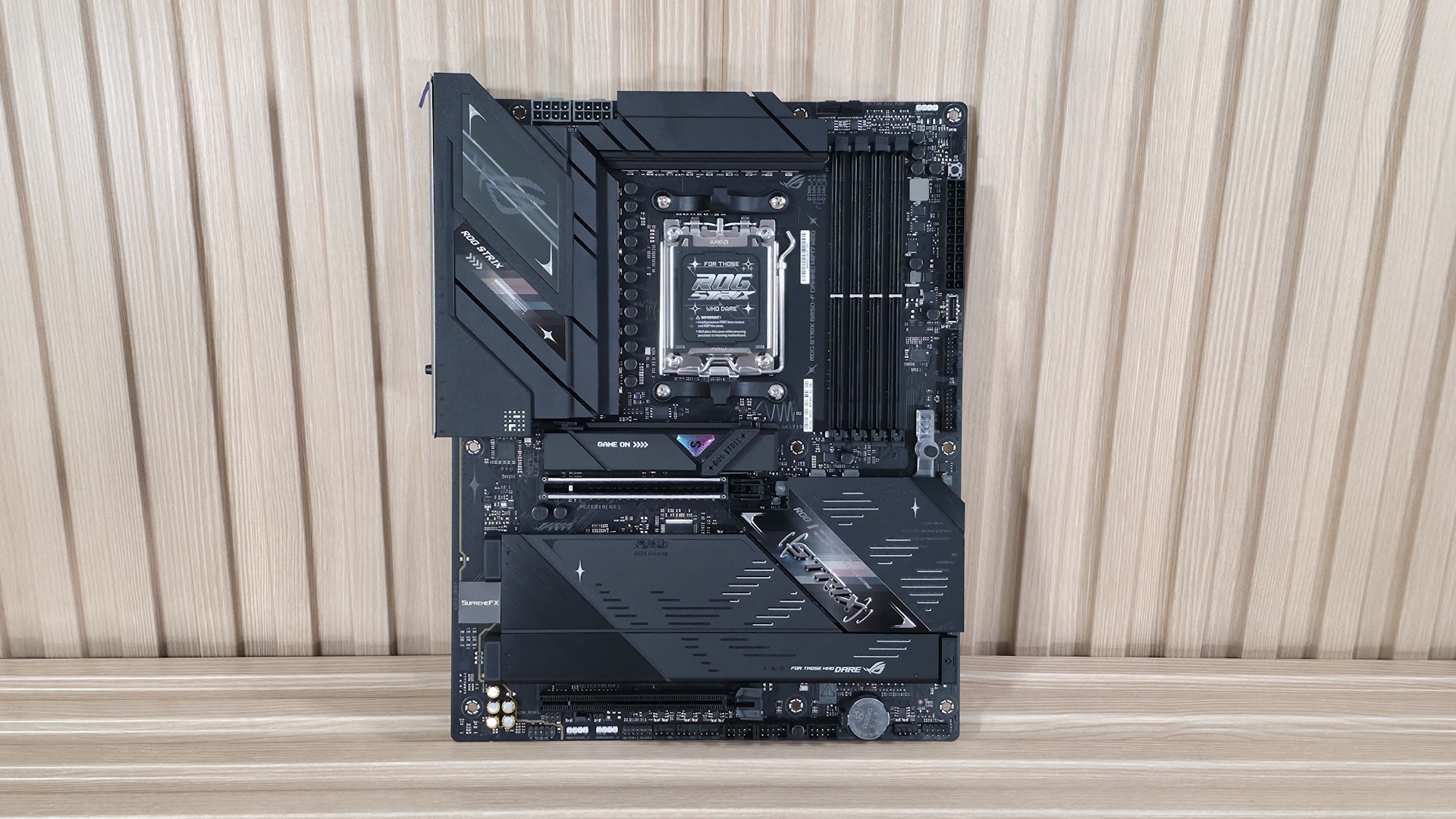 Asus ROG Strix B850-F Gaming Wifi Neo - Board images