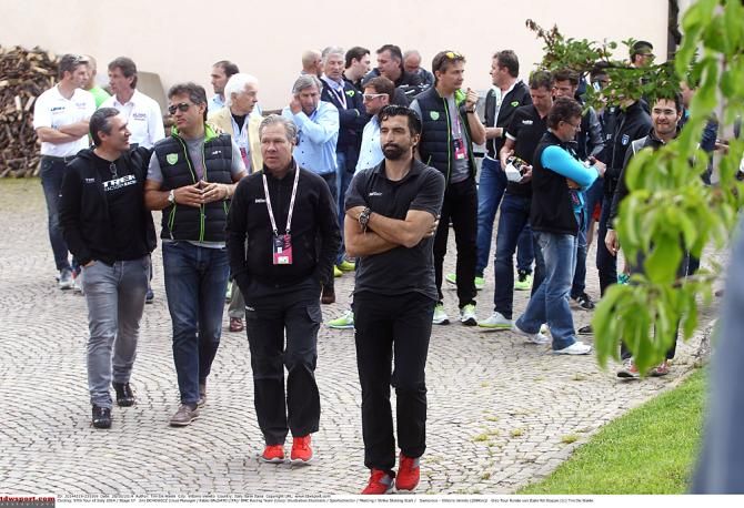 Team managers met at the start of stage 17 to discuss the controversial attack of Quintana on the Stelvio