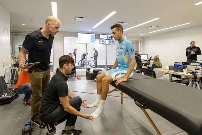 Its not the bike that checks checked over. Aru's feet get the once over before he headed into the wind tunnel