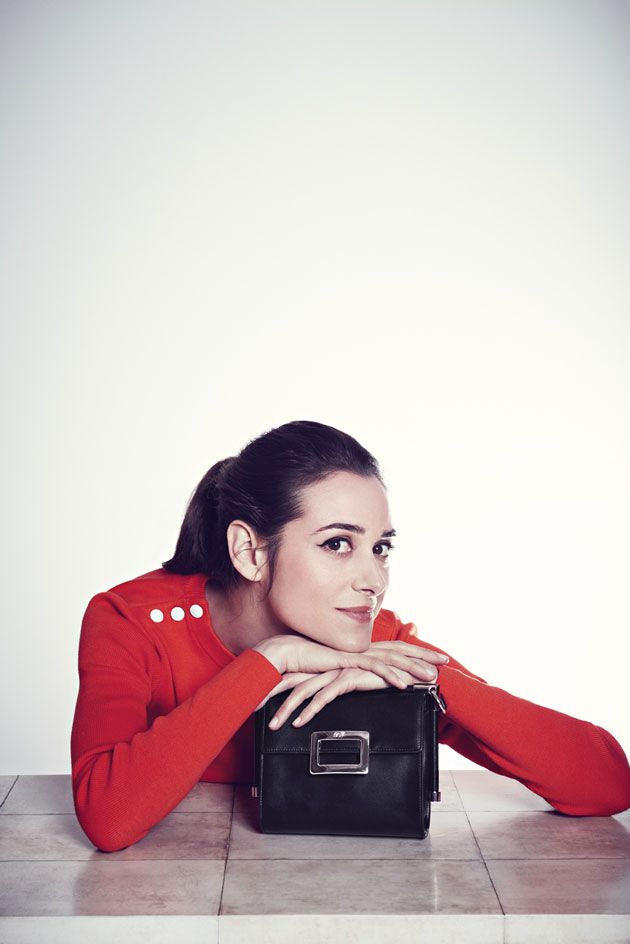 roger vivier  写真集 VIRGULE,ETC カタログ RBWAMFCD100AGKG005-20.jpg