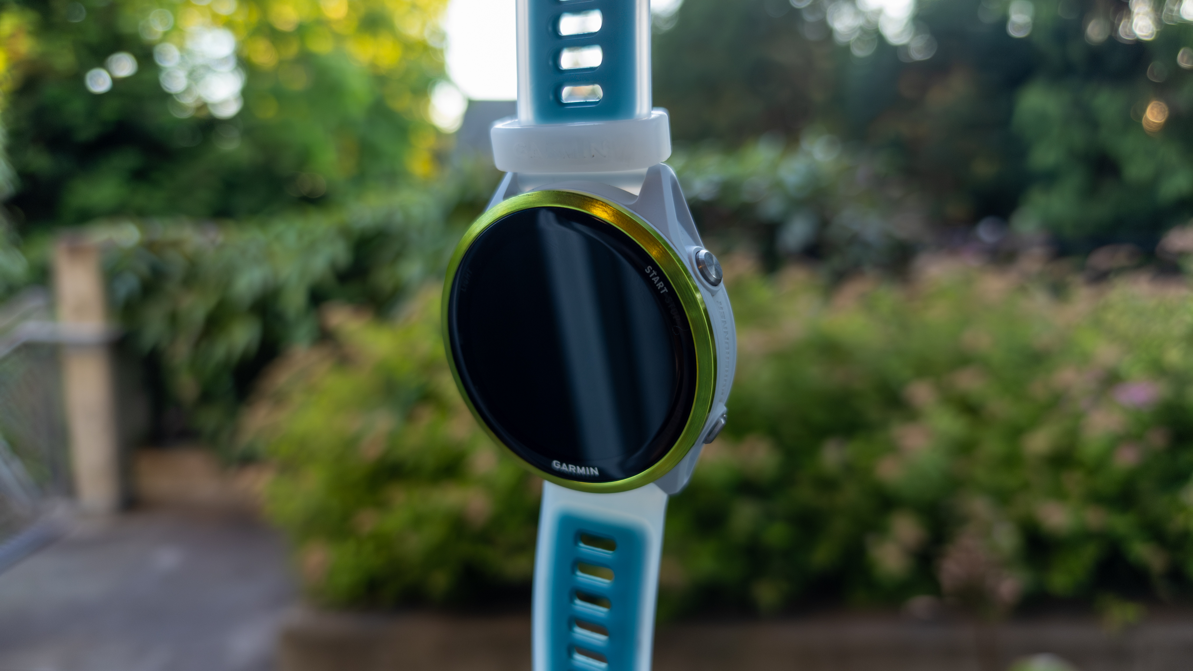 Garmin Forerunner 570 screen