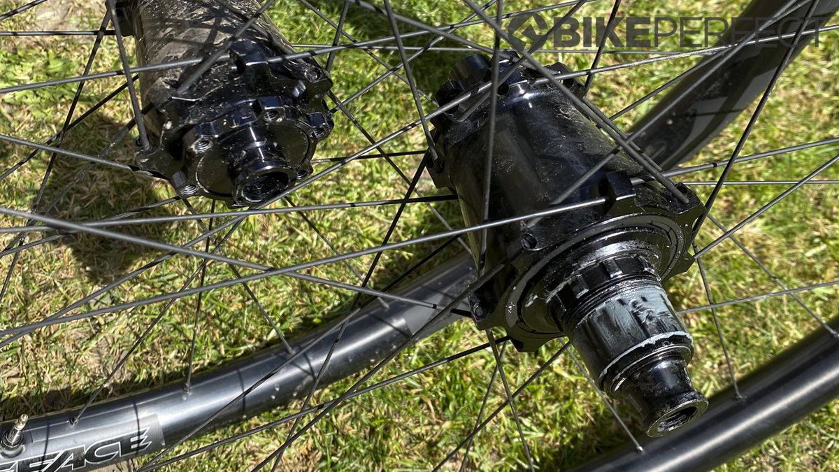 Race Face Next R31 wheelset