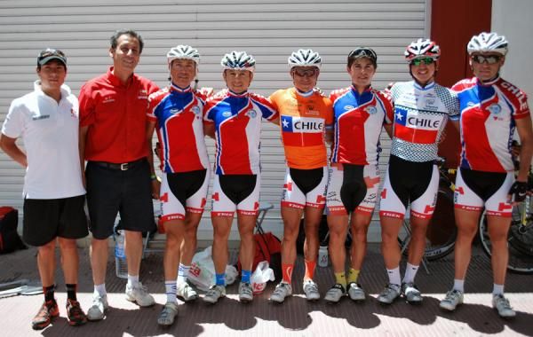 The Chilean team after the finish.