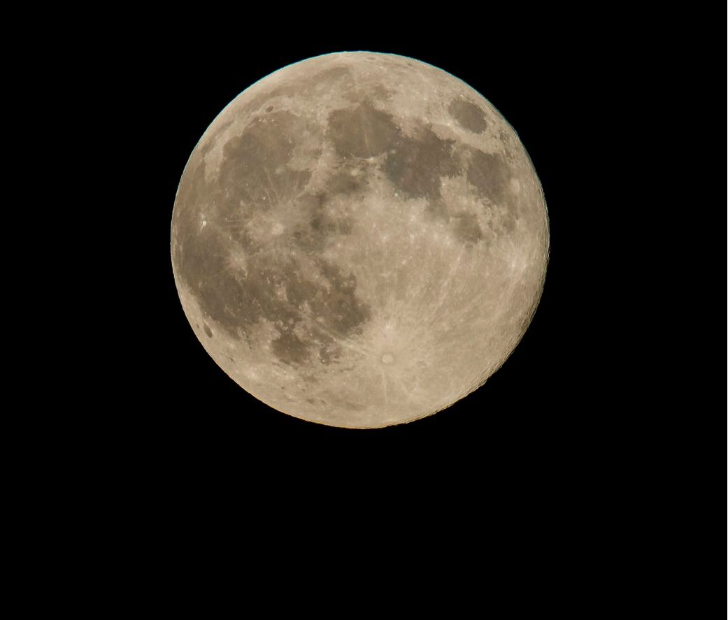 A perigee full moon or &quot;supermoon&quot; is seen, Sunday, Aug. 10, 2014, in Washington, D.C.