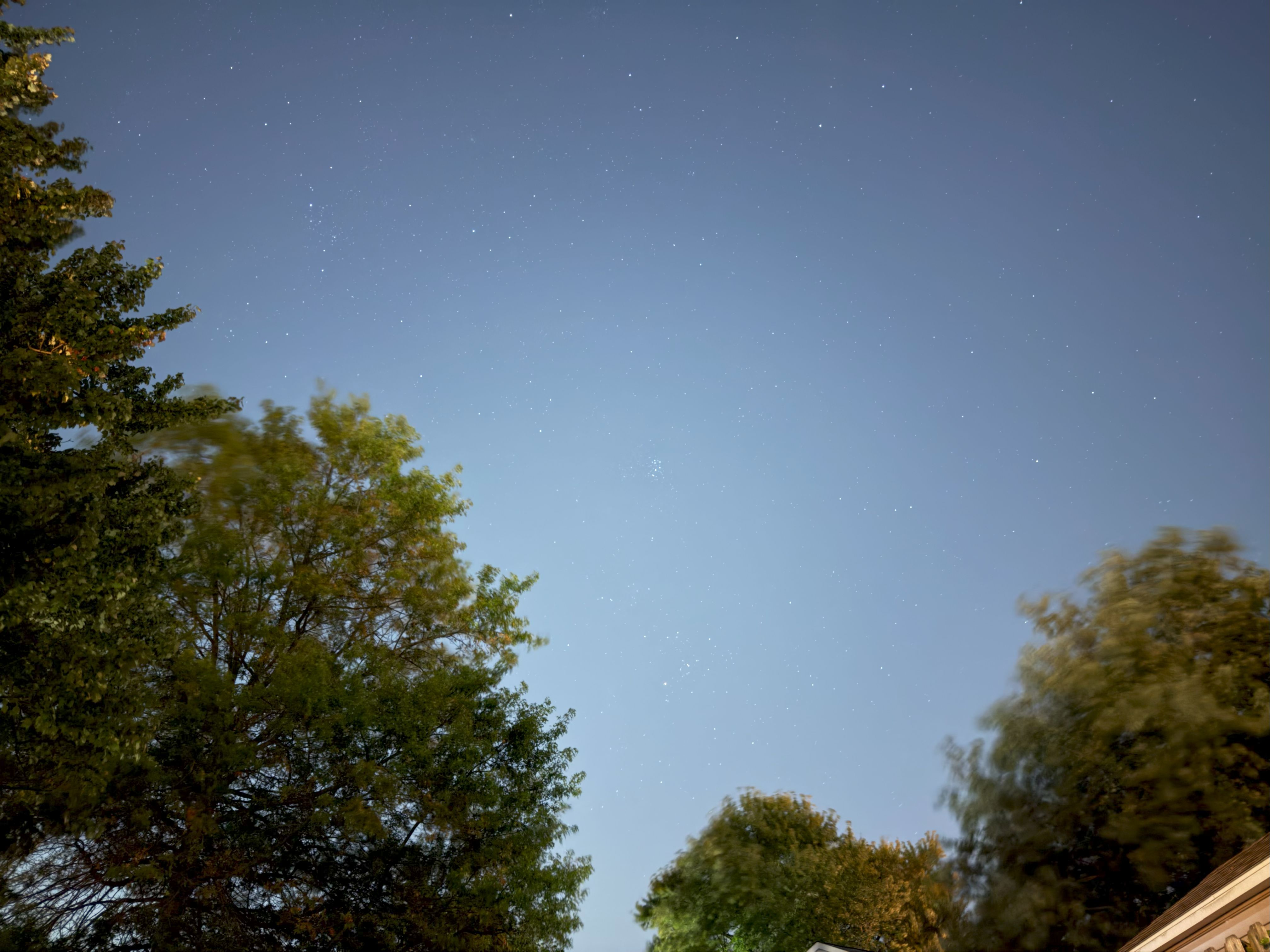 Apple iPhone 17 Pro astrophotography the Pleiades.