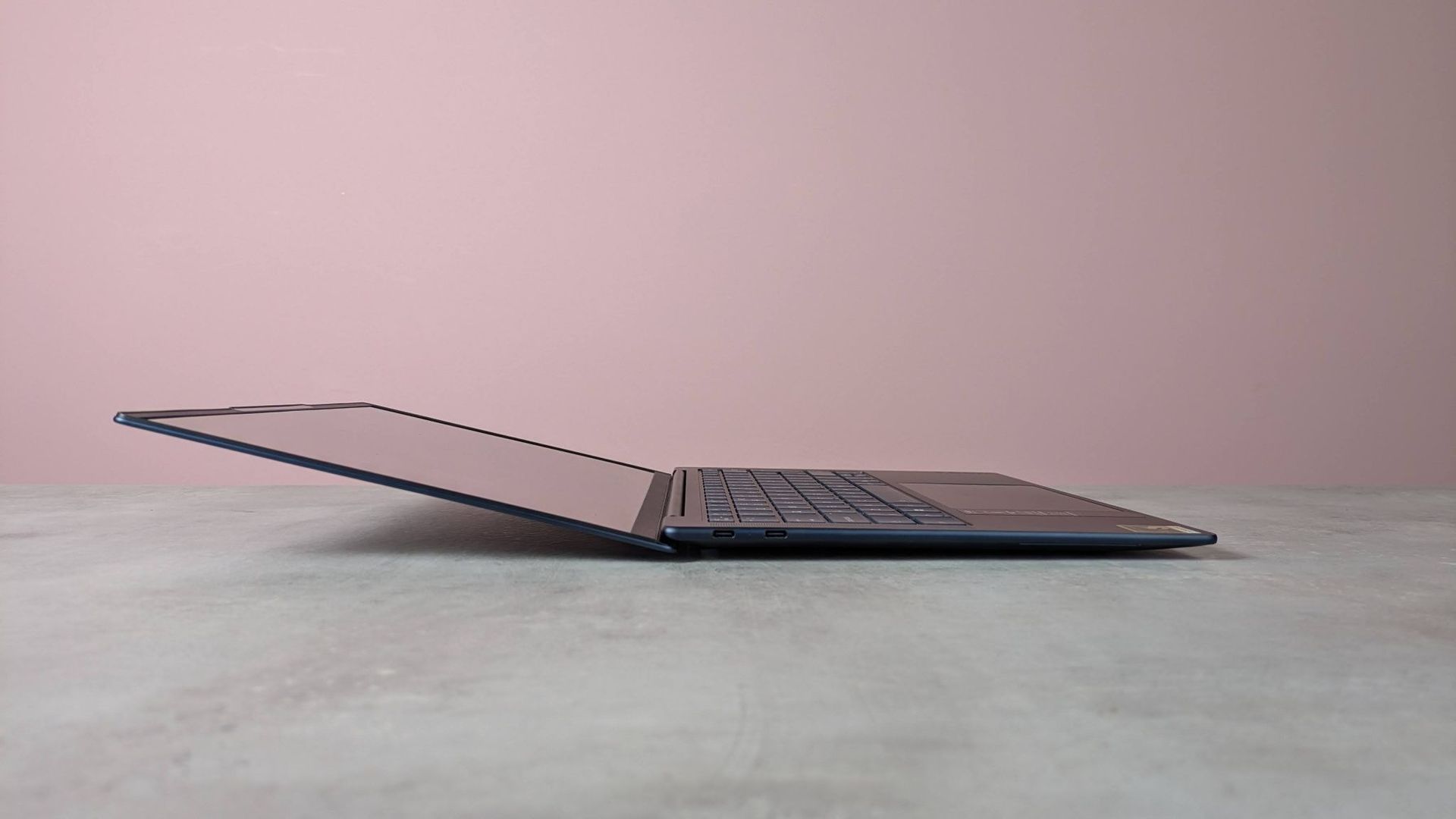 Lenovo Yoga Slim 7x Gen 11