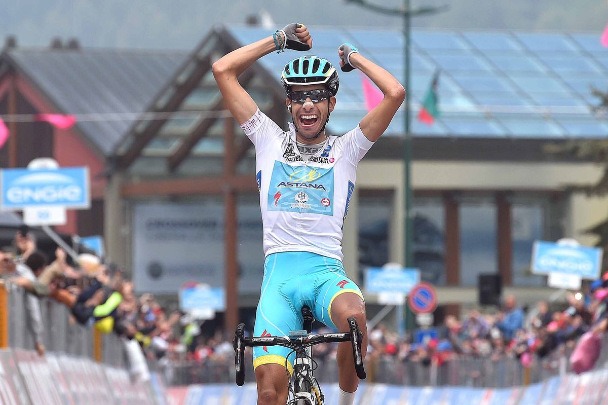 Fabio Aru wins stage 20