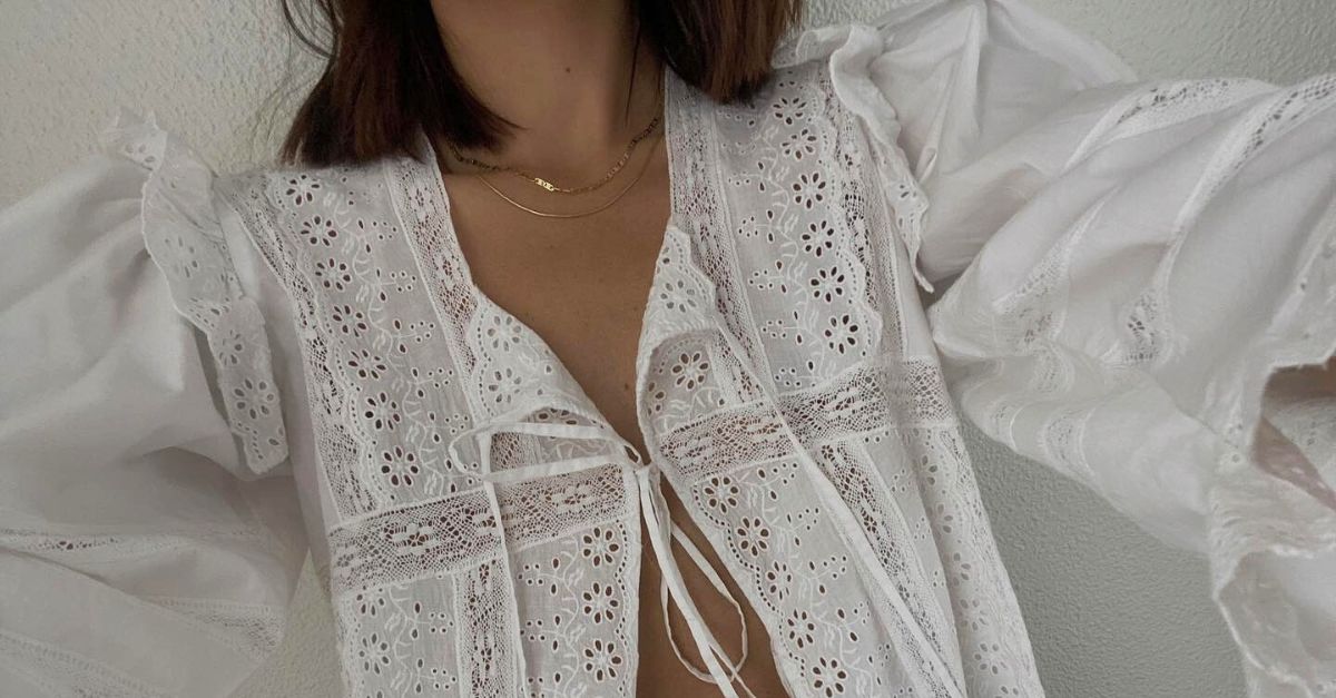The Best White Tie-Front Tops to Style With Jeans All Summer