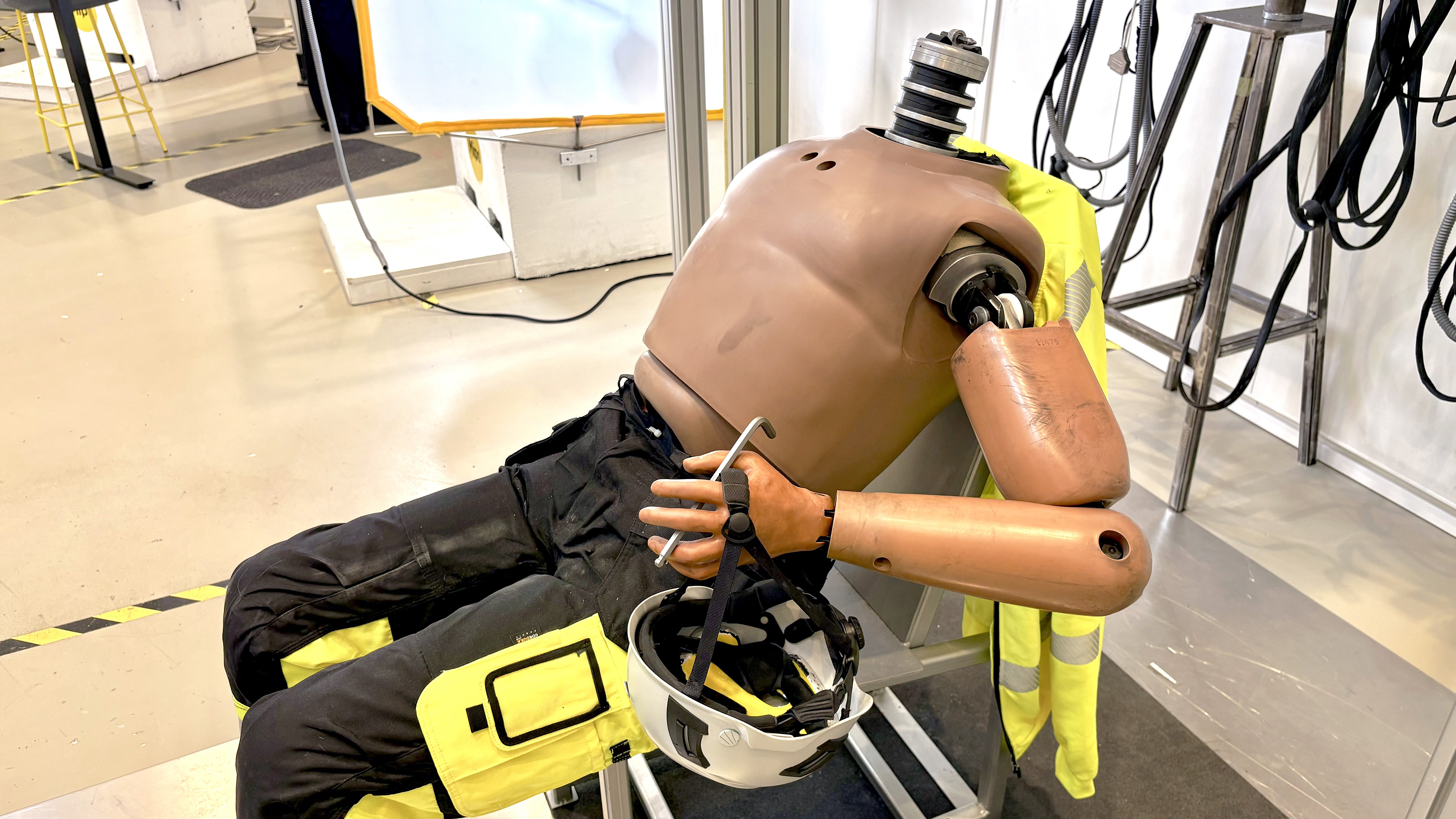 Behind the scenes at the MIPS helmet test lab