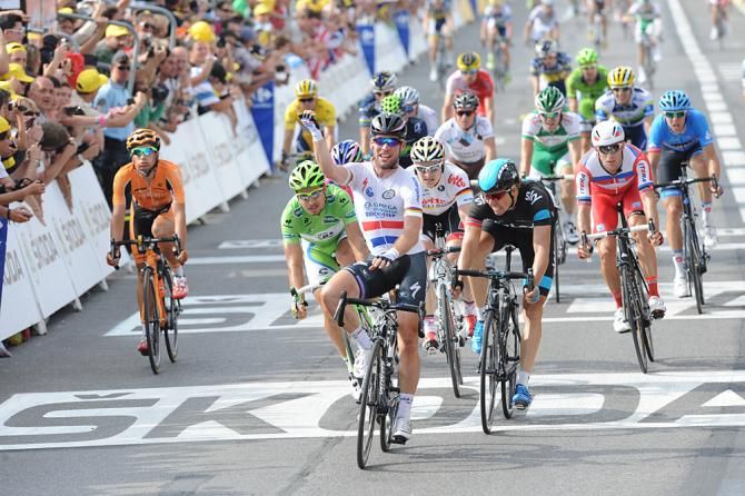 Mark Cavendish won ahead of Boasson Hagen and Sagan