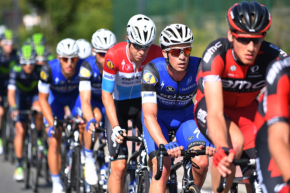 Back in the field Etixx-QuickStep sit behind BMC riders