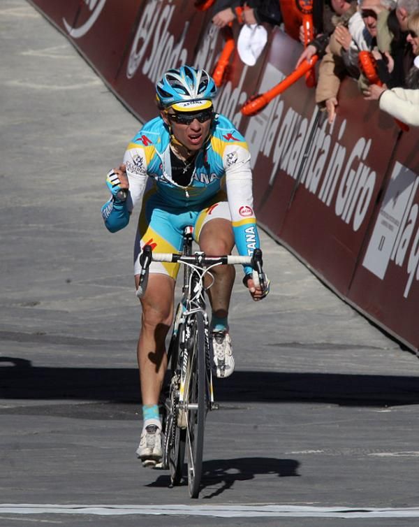 Maxim Iglinskiy (Astana) celebrates his victory.
