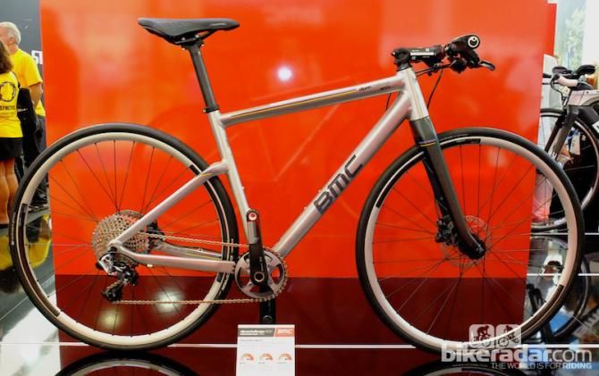 BMC's new aluminium uber hybrid, the Alpen Challenge, combines clean lines with disc brakes. This AC01 features SRAM's XX1 drivetrain.