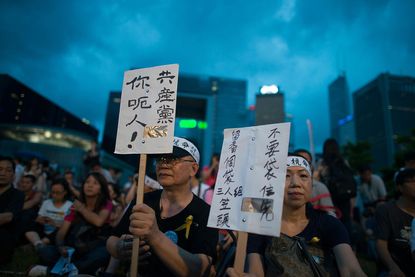 Hong Kong's government cancels Friday's talks with protesters