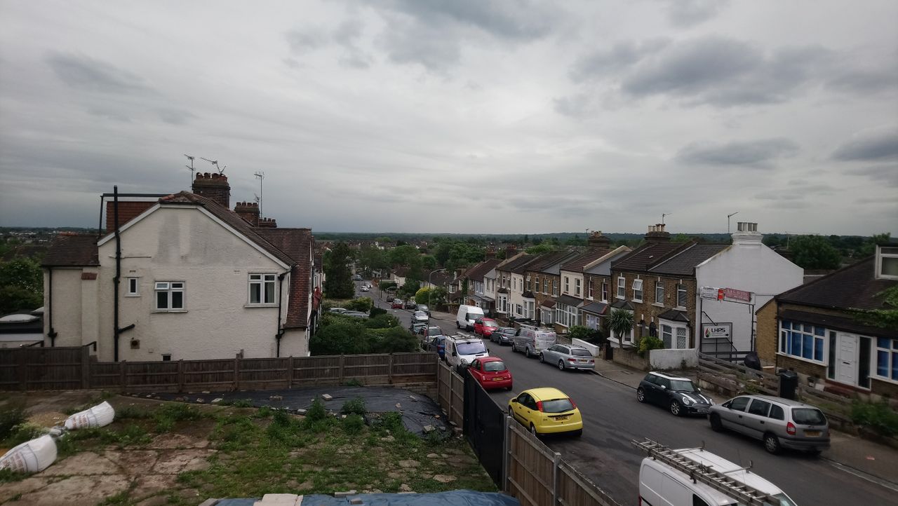 There&rsquo;s commendable exposure management here. The sky isn&rsquo;t overexposed but the foreground isn&rsquo;t too dull either. The results from the XZ Premium weren&rsquo;t hugely different.