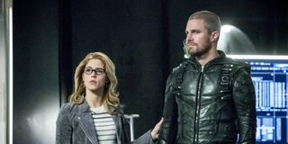 arrow season 7 felicity oliver bunker the cw