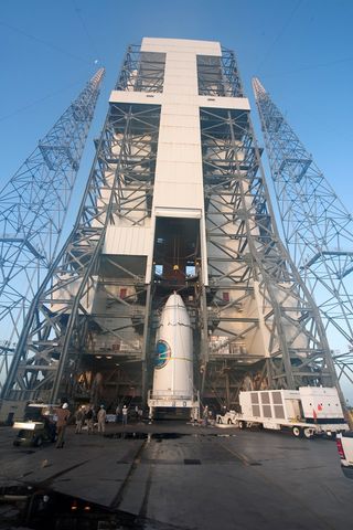 WGS-7 Satellite Mated to Delta IV Rocket