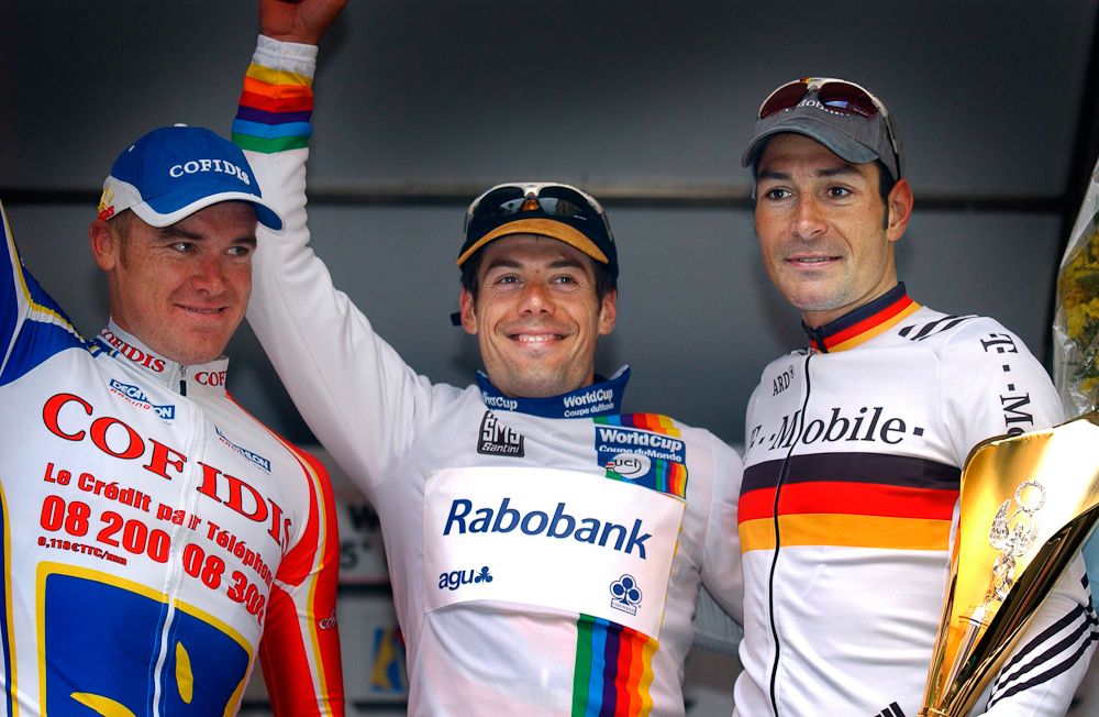 The 2004 Milan-San Remo podium: Stuart O'Grady (Cofidis), Oscar Freire (Rabobank) and Erik Zabel (T-Mobile)