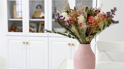 how to dry flowers Close-up of dry flowers bouquet in jar 