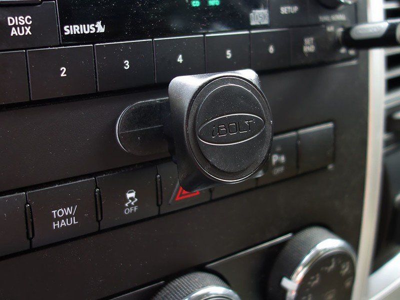 iBOLT magDock 360