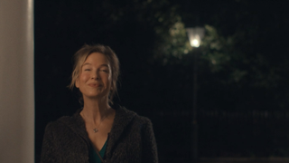 Renee Zellweger at the door in Bridget Jones: Mad About The Boy