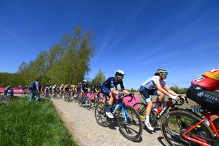 Audrey Cordon-Ragot in the peloton at Paris-Roubaix Femmes 2022