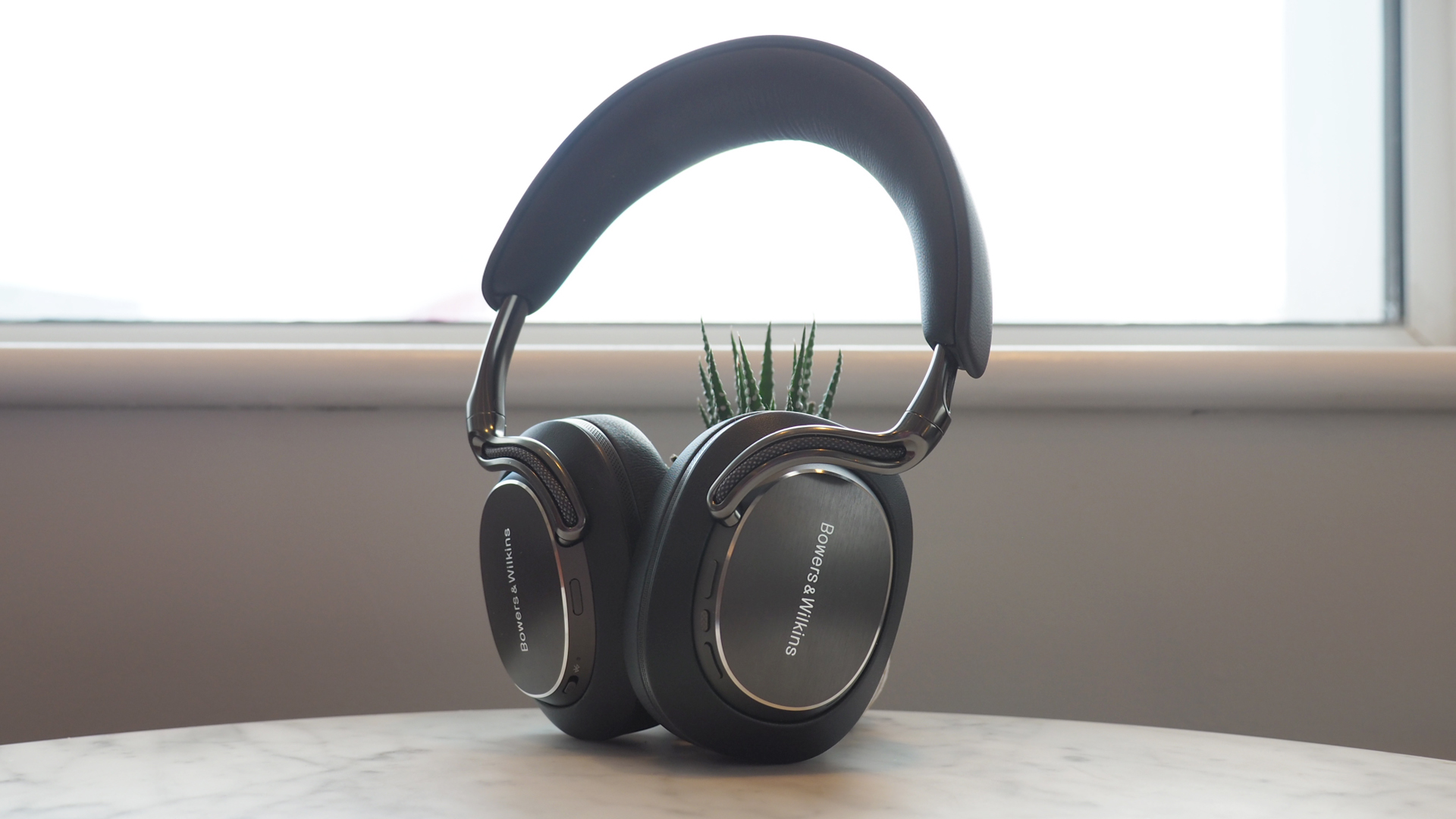 Bowers &amp;amp; Wilkins Px8 S2 review
