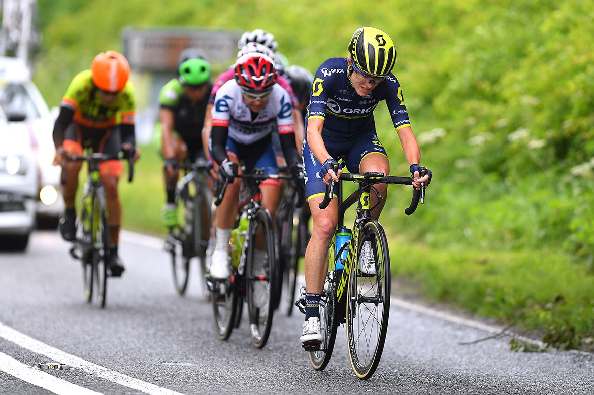 Sarah Roy (Orica-Scott) leads the winning move.