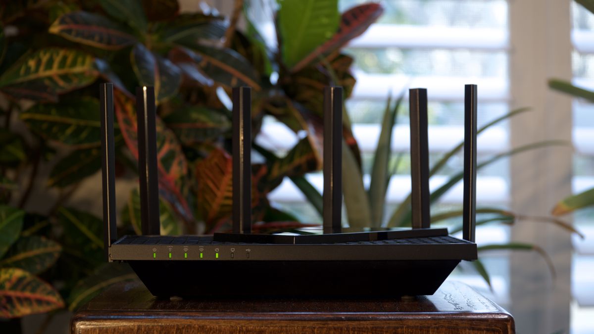 TP-Link Archer AXE75 vs. ASUS ROG Rapture GT-AXE 11000: Which Wi-Fi 6E router should you buy?