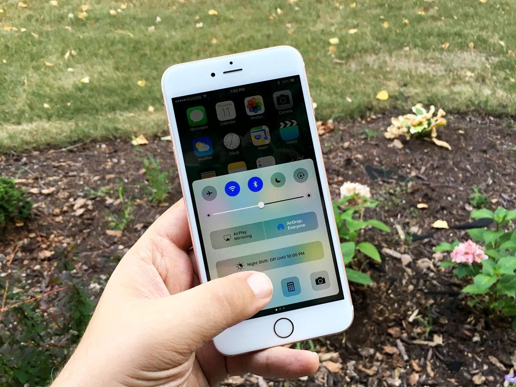 How to quickly access settings and apps with Control Center in iOS 10