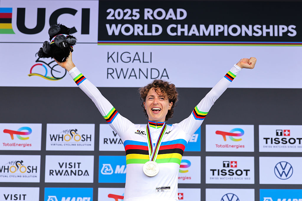 Marlen Reusser or Demi Vollering? Can anyone challenge the two favourites in the World Championships elite women's time trial?