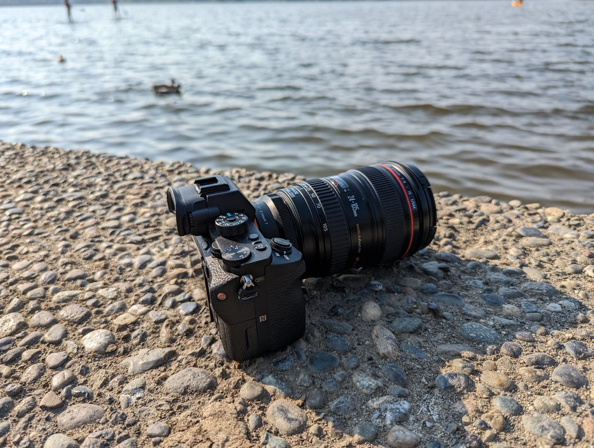 Pixel 7 wide shot of a camera near a lake