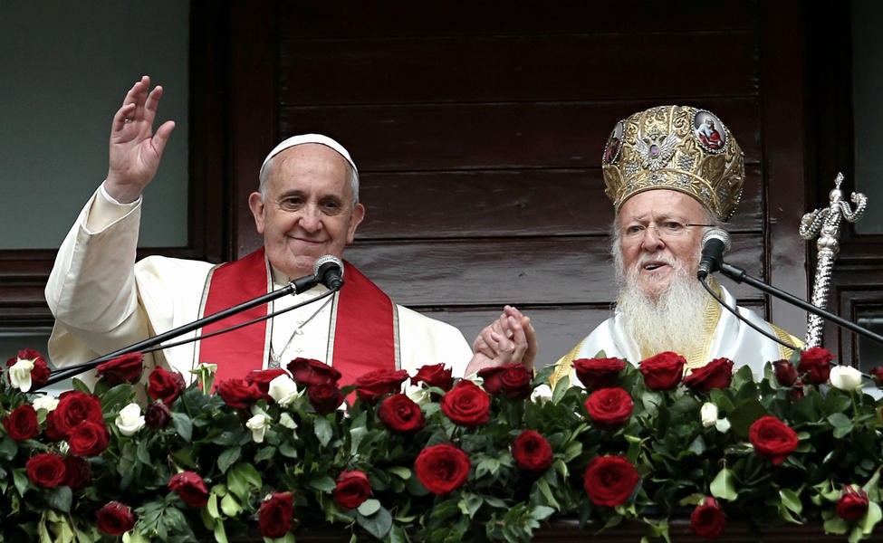 Pope Francis calls for 'appropriate response' to ISIS
