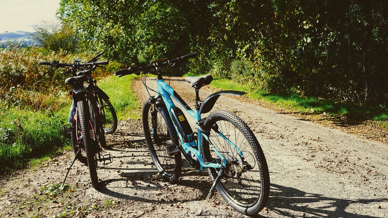 Bikes in English countryside