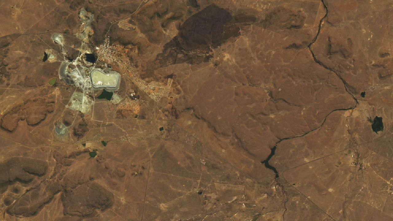 A photo of the area surrounding Jagersfontein on Sept. 10 the day before the dam collapsed.