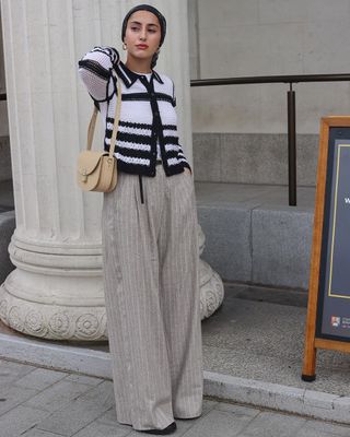 how-to-wear-striped-trousers-307095-1683222852543-image