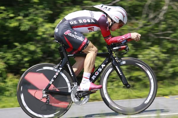 Darren Lill (Fly V Australia).