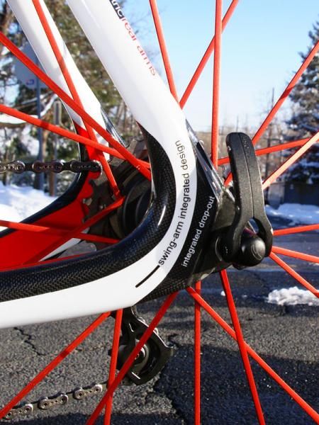 Wilier say the Cento Uno's 'suspended' dropouts and looped stays make for a more comfortable rear end