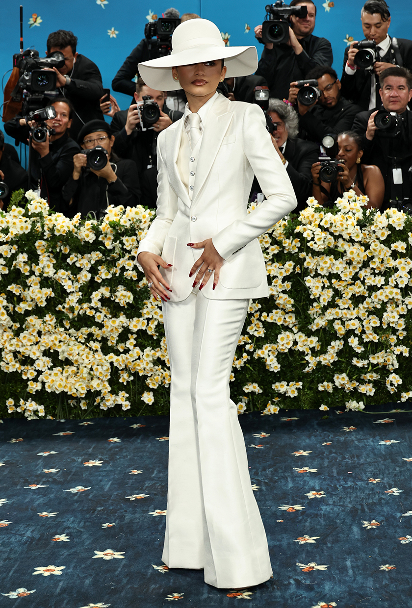 Met Gala 2025 red carpet